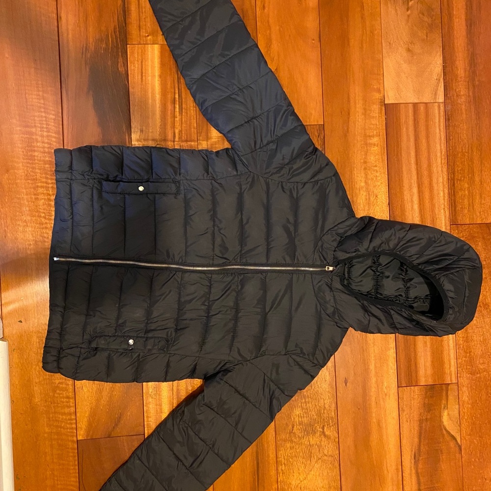 Light jacket black color